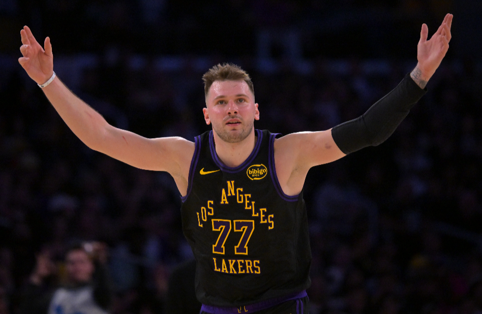 2026世界杯分组-湖人129-118战胜公牛 球员评价：3人优秀，4人良好，2人崩盘