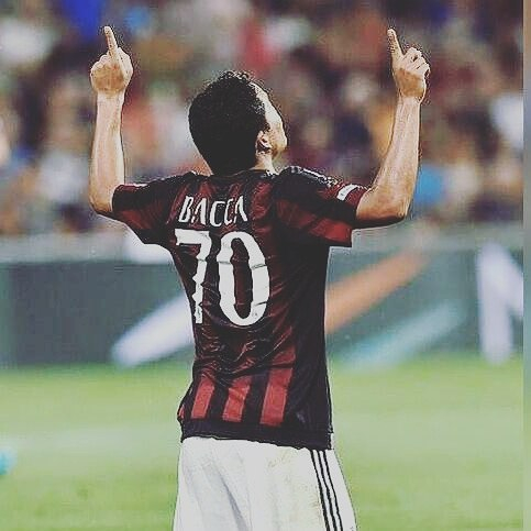 2026世界杯赛程-巴卡18球保持米兰单赛季意甲进球纪录|AC米兰|拉斐尔-巴卡|意甲联赛|ac米兰|球员_新浪体育_新浪新闻